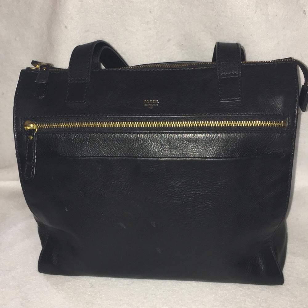 Fossil leather Purse 👜